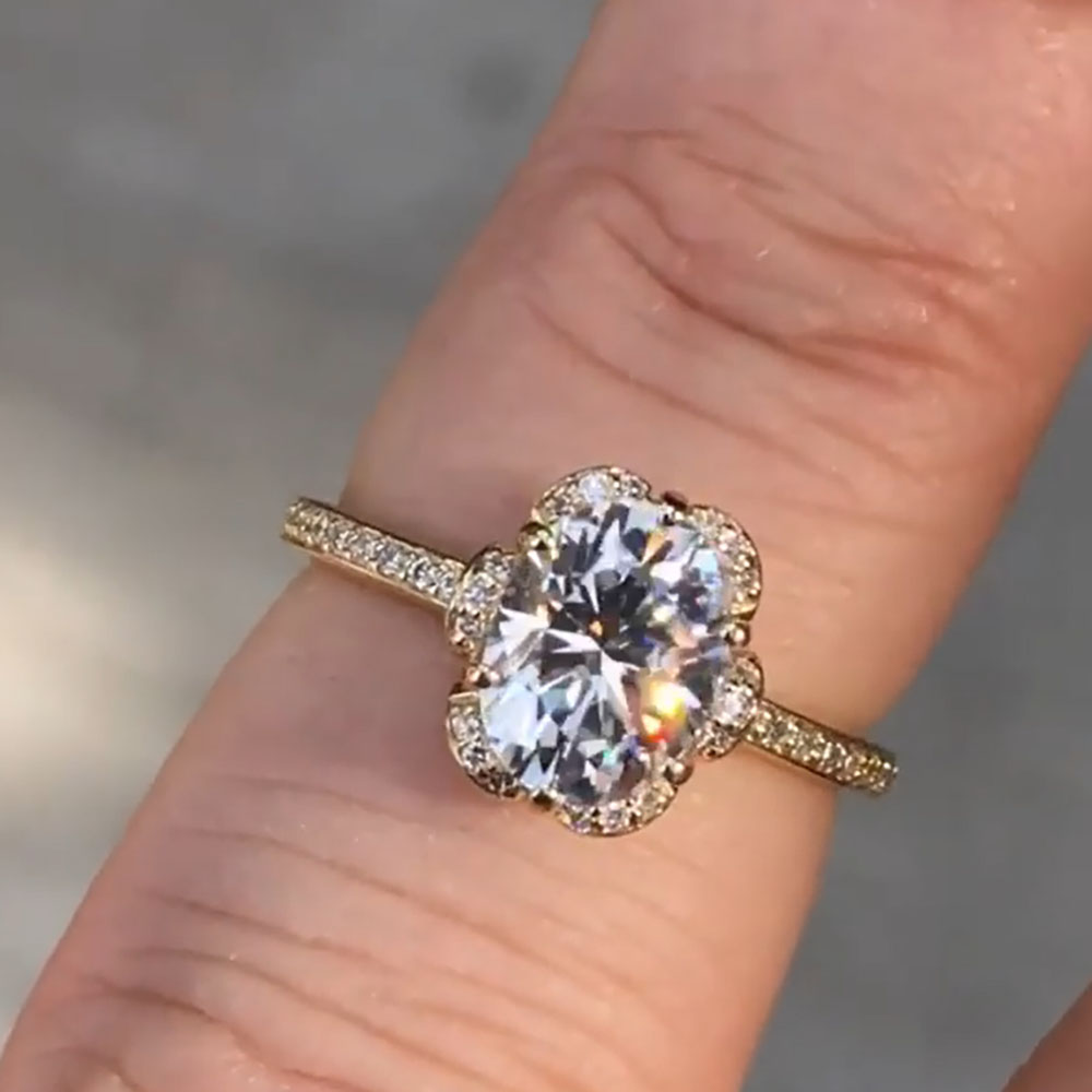 Moissanite Engagement Ring 1 Carat - Benutzerdefinierter Ring aus massivem 14-karätigem Gelbgold