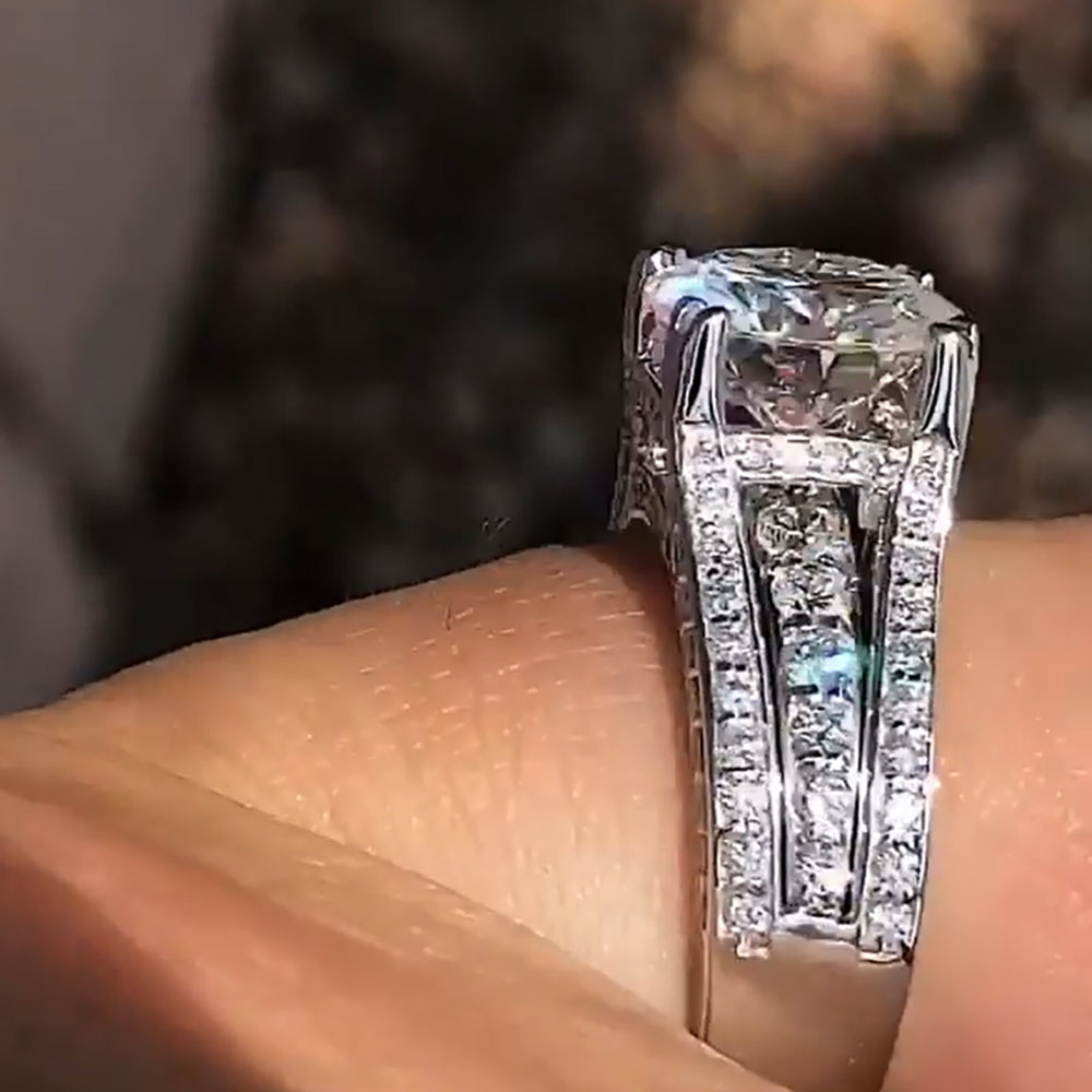 Benutzerdefinierter Ring aus m – Moissanite Engagement Ring 1 Carat Bewertung und Preis