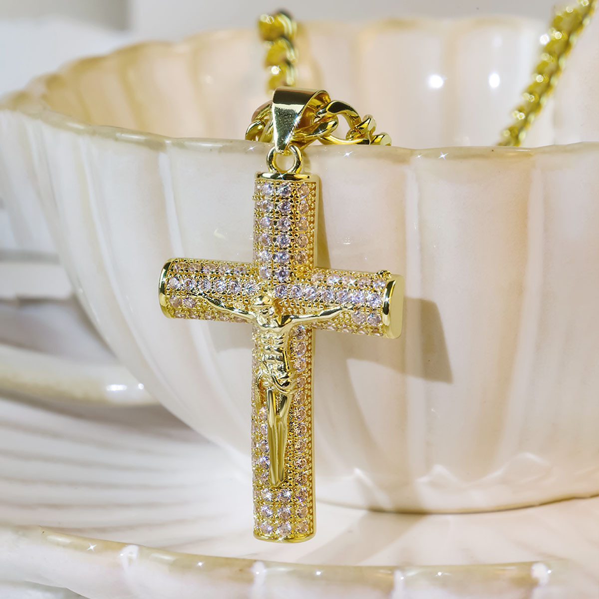 Vergoldete Kreuzkette für Herr – Cross Pendant Necklace Gold Bewertung und Preis