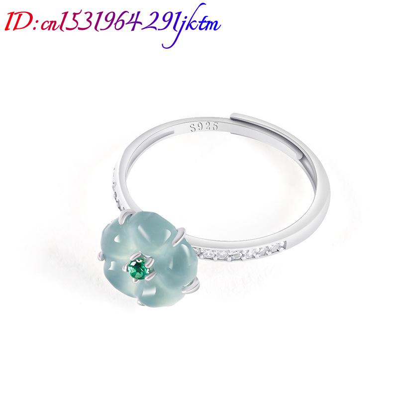 Blaue Burmesische Jadeit-Blume – Rings Bewertung und Preis