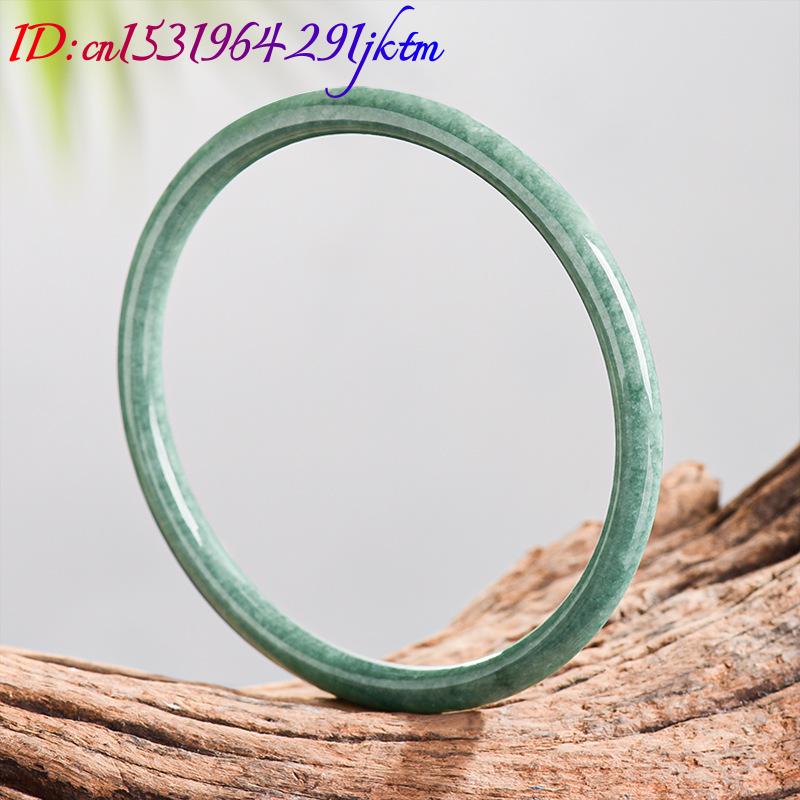 Natürliches burmesisches Jadei – Bracelets Bewertung und Preis