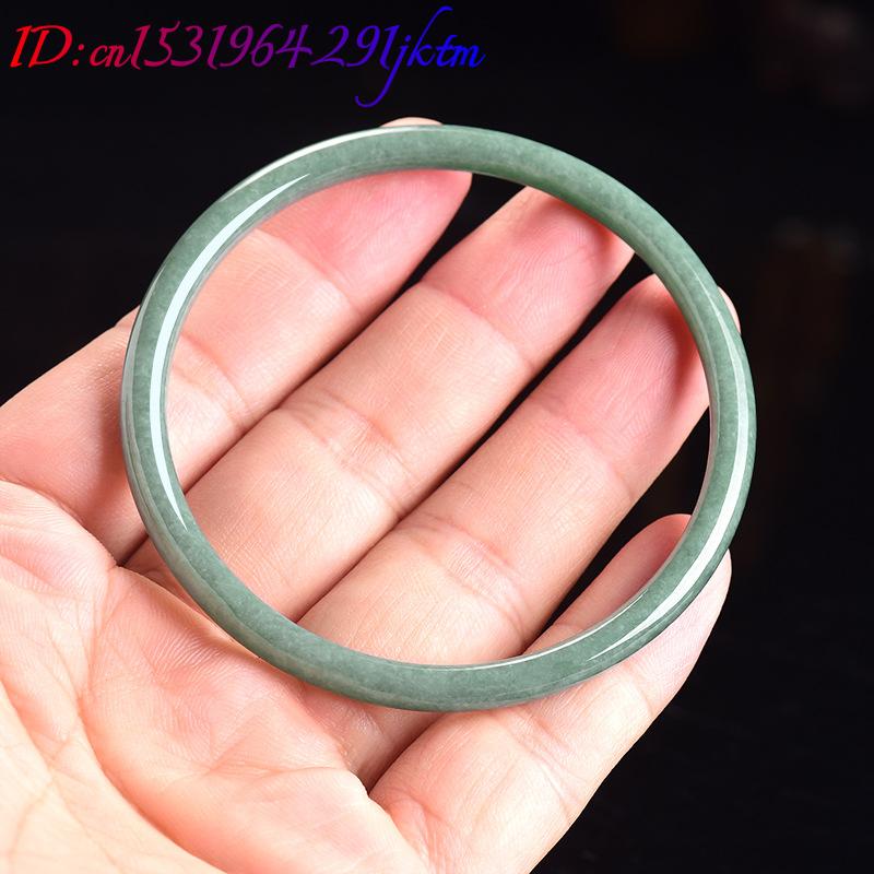 Natürliches burmesisches Jadei – Bracelets Bewertung und Preis