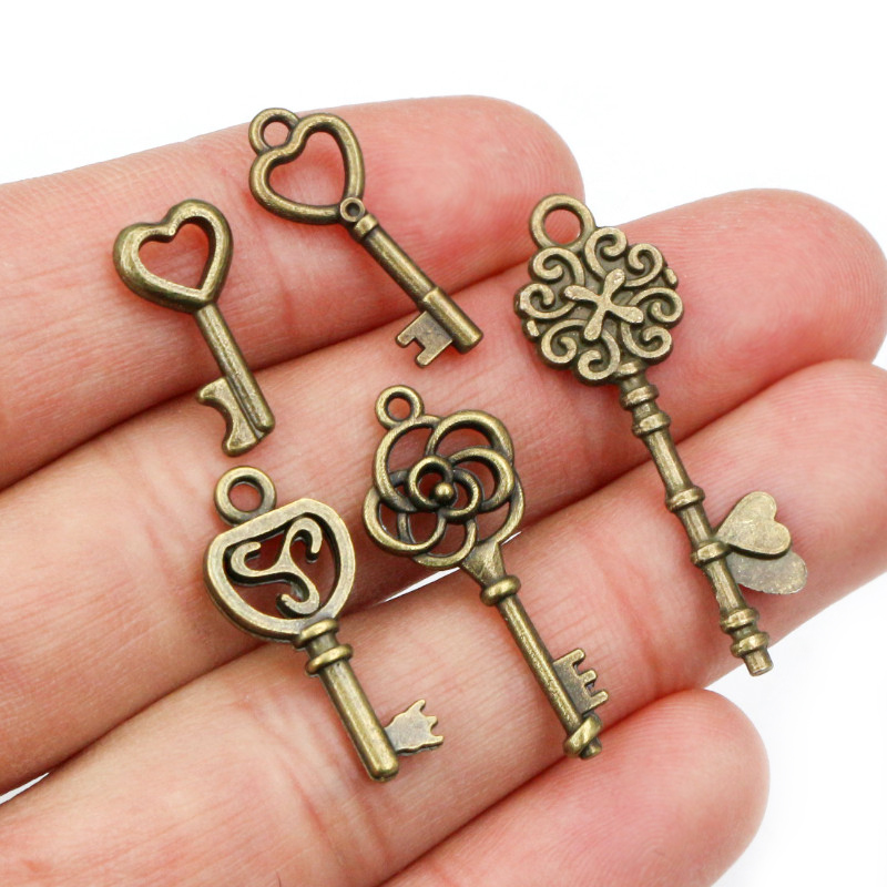 40pcs Schlüssel Charms Anhänge – Heart Locket Necklace Photo Bewertung und Preis