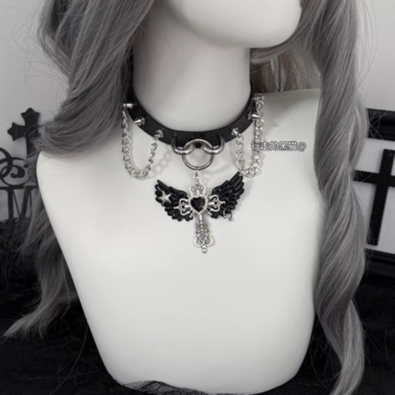 Gotische Subkultur Engelsflüge – Layered Pendant Necklace Aesthetic Bewertung und Preis