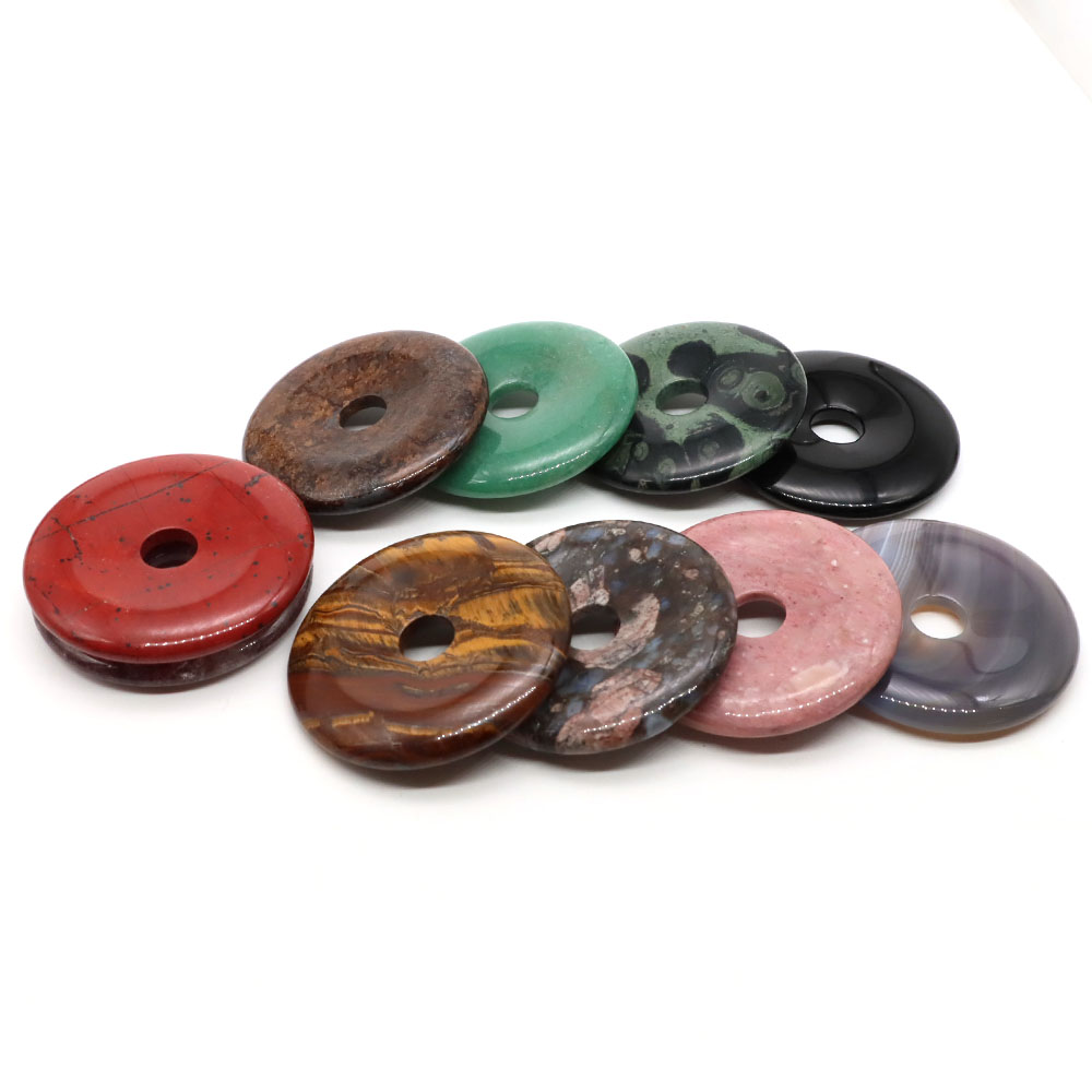 50mm Naturstein-Donuts mit gro – Crystal Pendant Necklace Natural Stone Bewertung und Preis