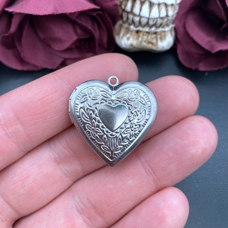 2 Stück Edelstahl Herz Box Vin – Heart Locket Necklace Photo Bewertung und Preis